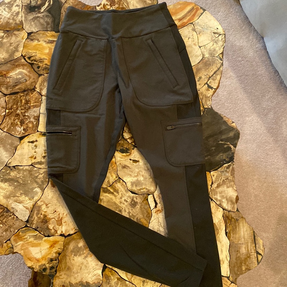 Athleta army green cargo hiking tights